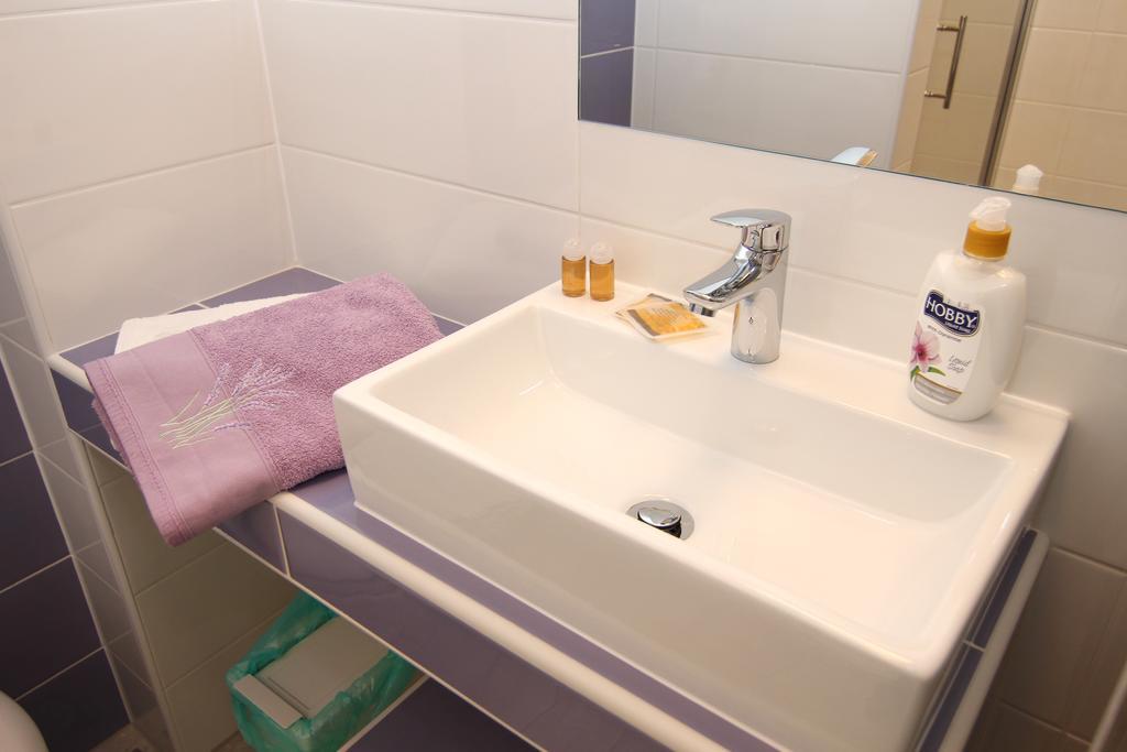 Apartment Villa Franci Đảo Pag Ngoại thất bức ảnh