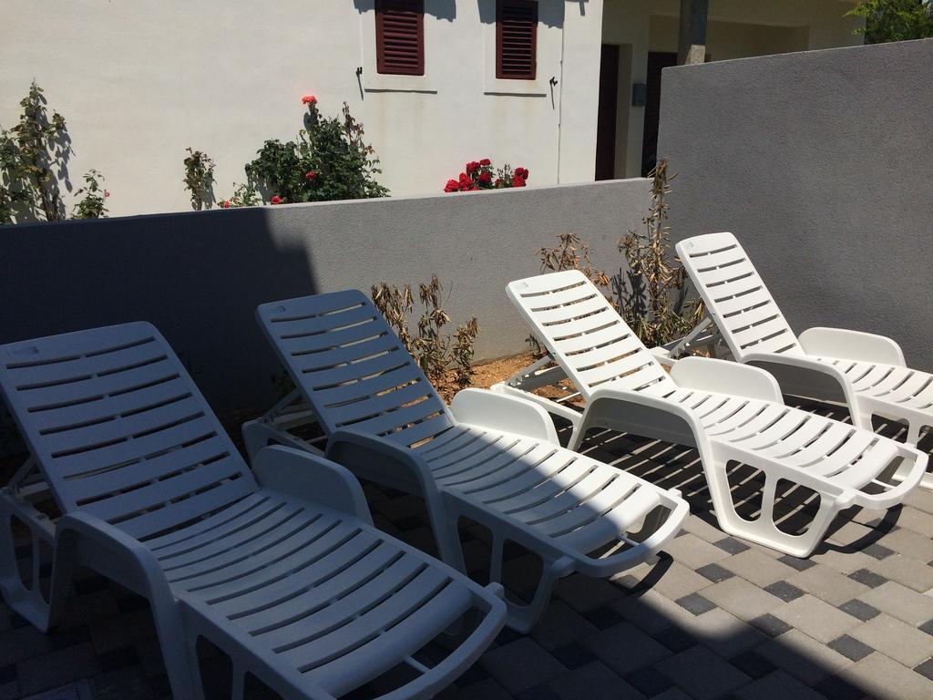 Apartment Villa Franci Đảo Pag Ngoại thất bức ảnh