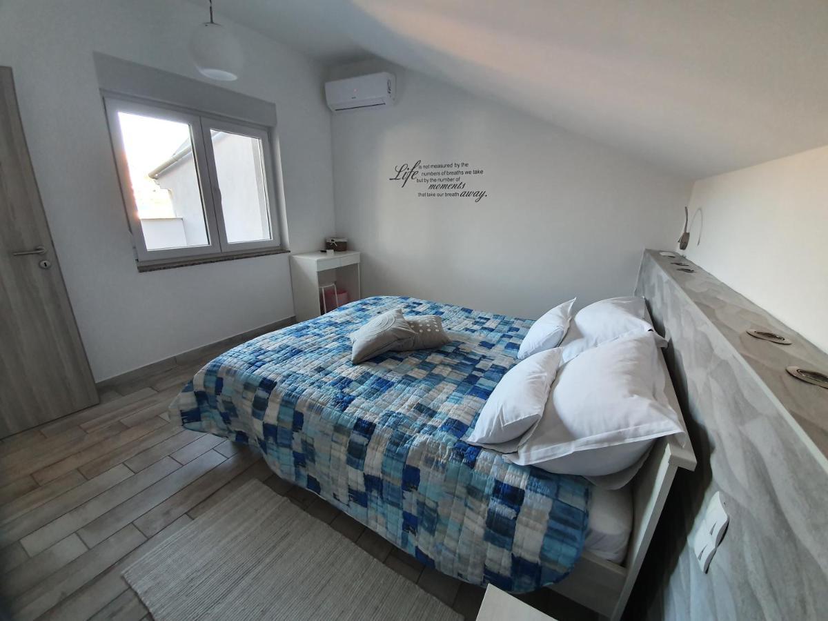 Apartment Villa Franci Đảo Pag Ngoại thất bức ảnh