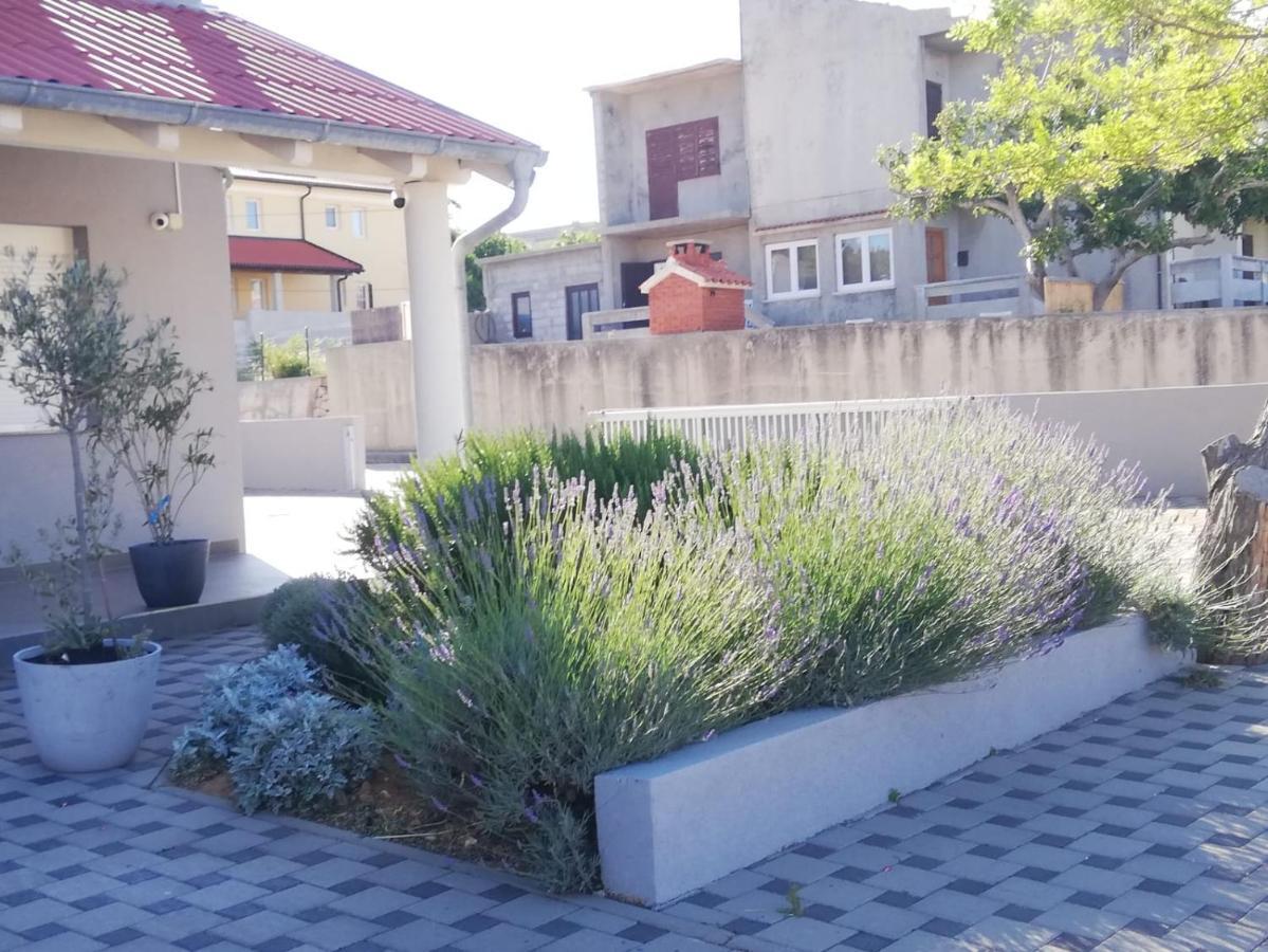 Apartment Villa Franci Đảo Pag Ngoại thất bức ảnh